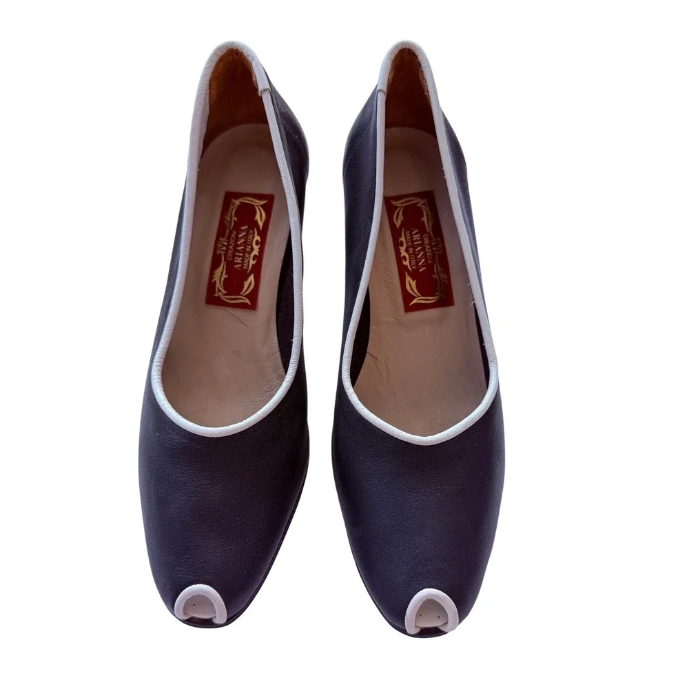 Creazioni Arianna Italian Leather Peep Toe Kitten Heels Navy Blue White Trim 7
